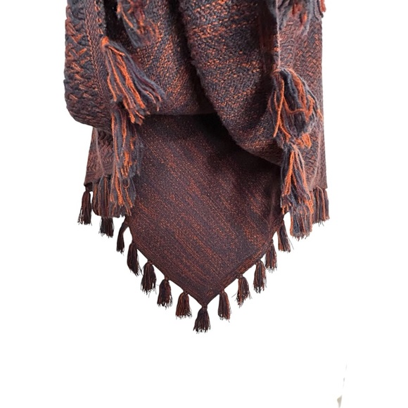 Style & Co Rust /Blue Woven Knit Poncho w/Long Tassel Hem Detail Sz S/M - Picture 4 of 9